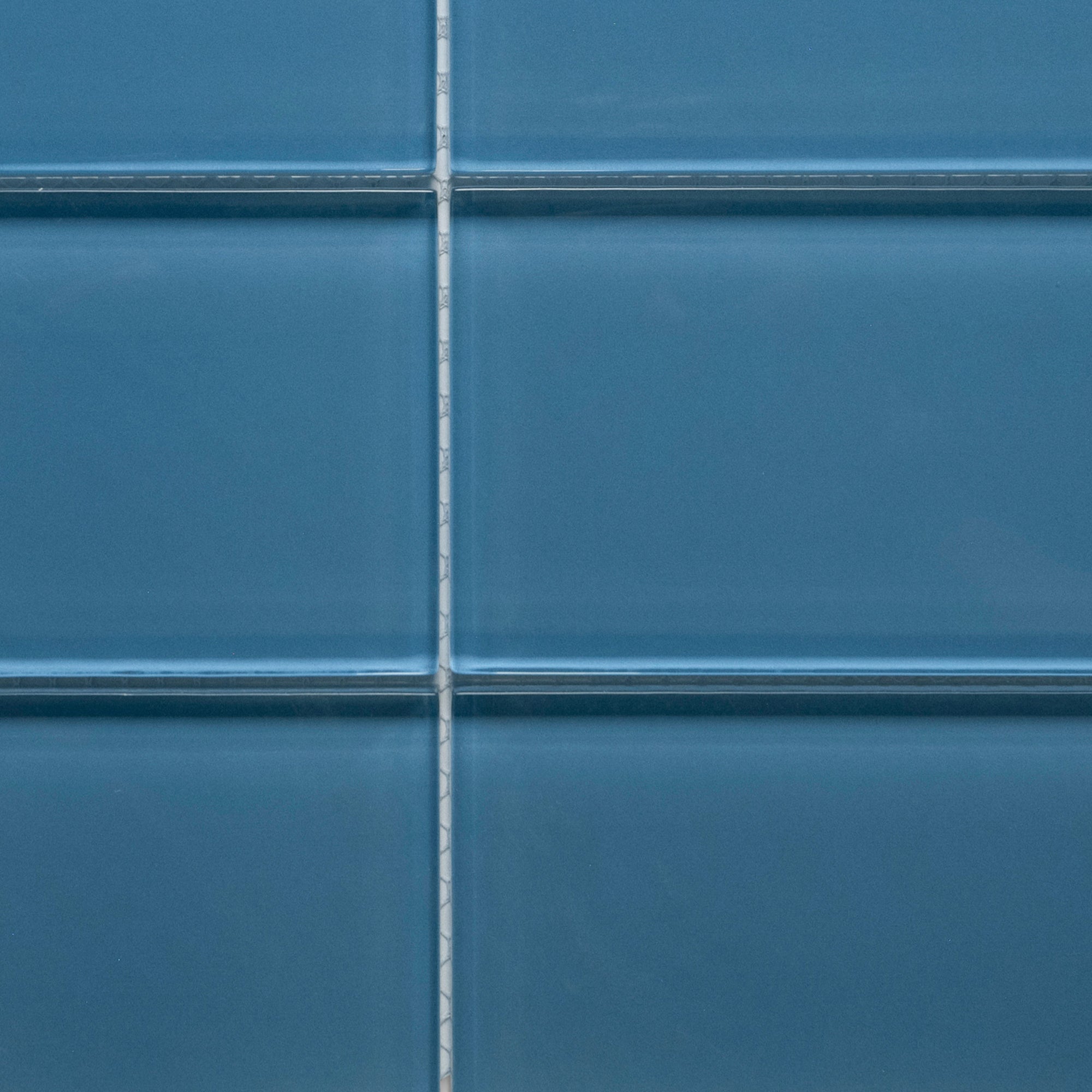 Glacier Glass Subway Tile - Pebble Tile Shop